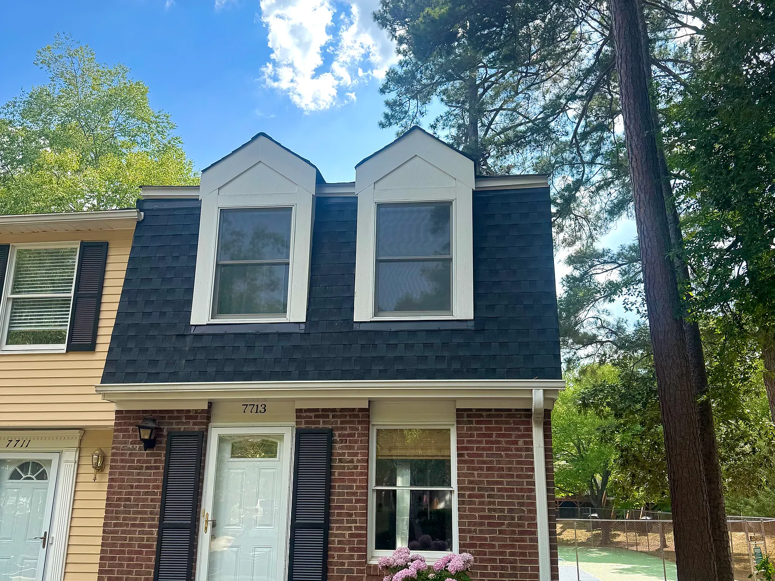 2 bed, 1.5 bath, 970 sqft, $1,800 — Photo 1