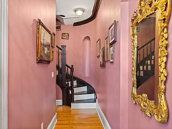 5th image of 415 E Lafayette Ave