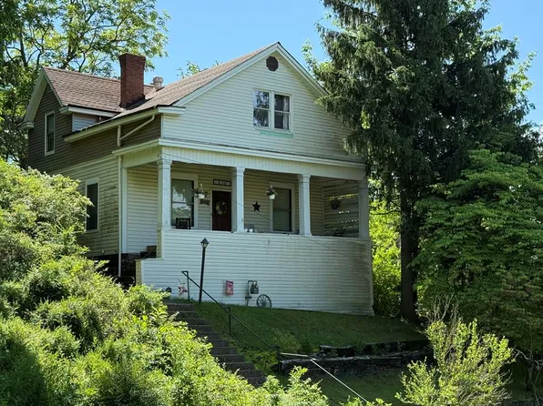 11 Ravine Ave, Wheeling, WV 26003