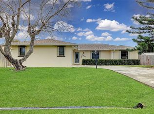 2397 SE Avalon Rd, Port Saint Lucie, FL 34952