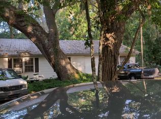 6210 SW 13th St #2, Gainesville, FL 32608