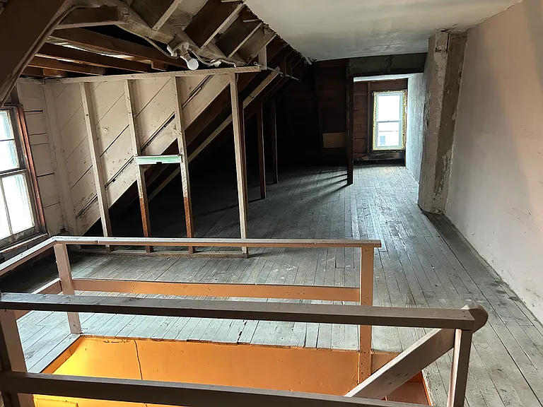312 Harding Ave — Photo 9