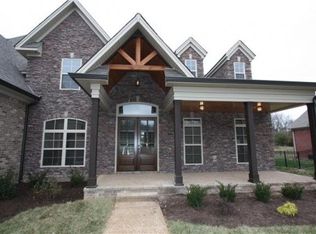 230 Aqueduct Pl, Gallatin, TN 37066