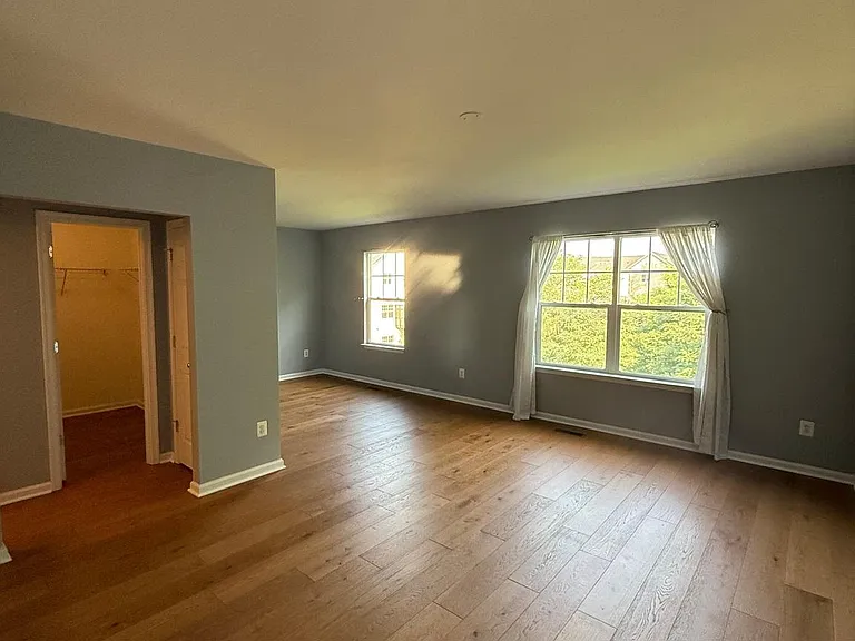 113 Gretchen Ct — Photo 2
