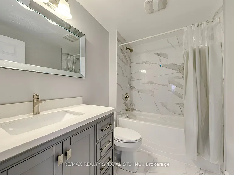 93 Hansen Rd N #100 — Photo 26