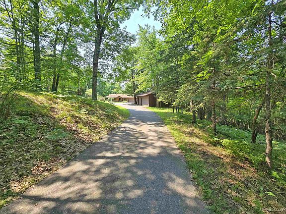 2nd image of N4073 Pine Mountain Rd