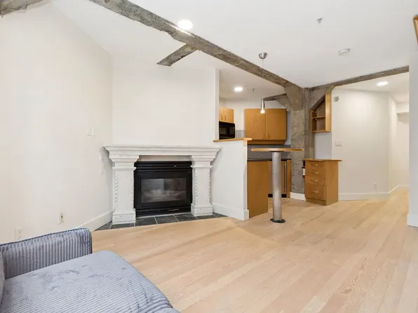 1216 Homer St #503, Vancouver, BC V6B 6K5
