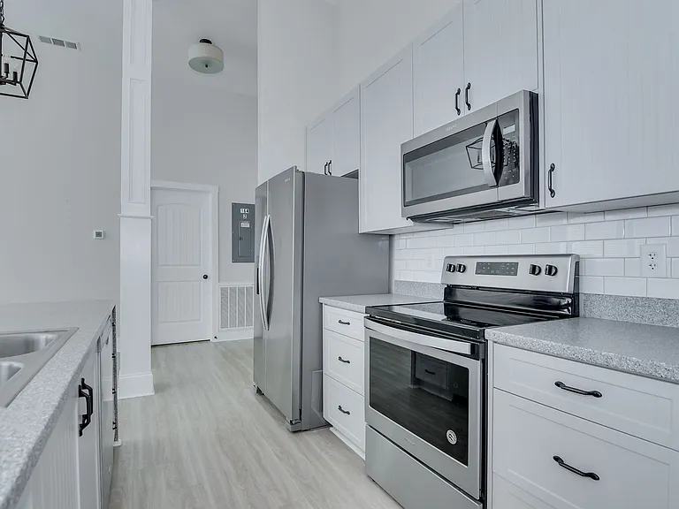 164 N Louisville St #2 — Photo 24
