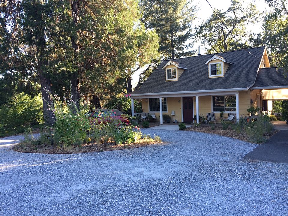 2nd image of 19976 Rawhide Rd