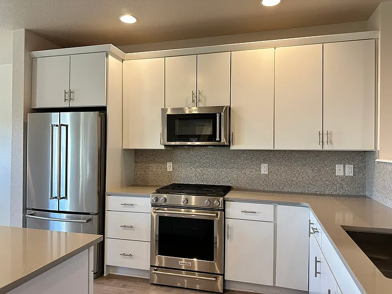 1023 Leonard Ln — Photo 10