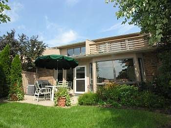 1st image of 1412 Burr Oak Ct