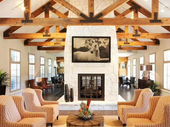 Elm Hollow Apartments