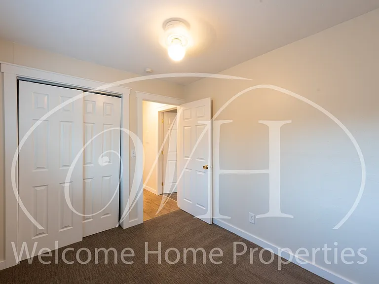 108 SE 6th St — Photo 28