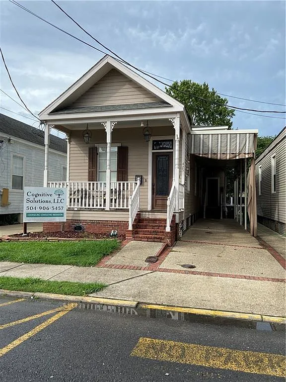 3 bed, 1808 sqft, $2,350 — Photo 1