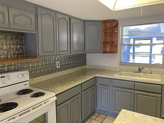 5th image of 5225 N Huckleberry Lake Dr