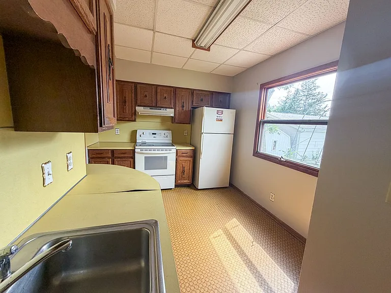 609 N Edmunds St — Photo 9