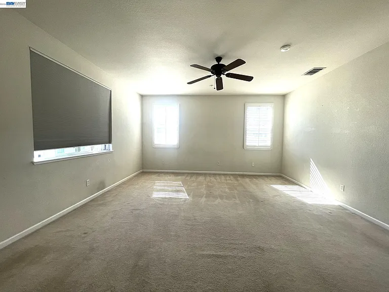 1669 Marina Way — Photo 22