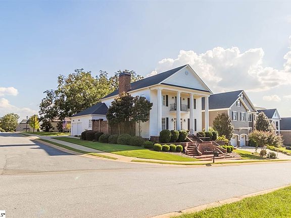 4th image of 22 Lowther Hall Ln
