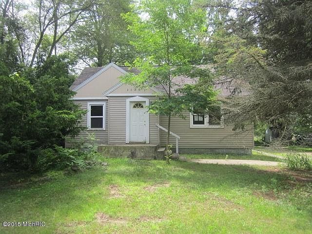 1st image of 2633 E Laketon Ave
