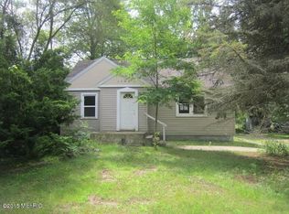 2633 E Laketon Ave, Muskegon, MI 49442