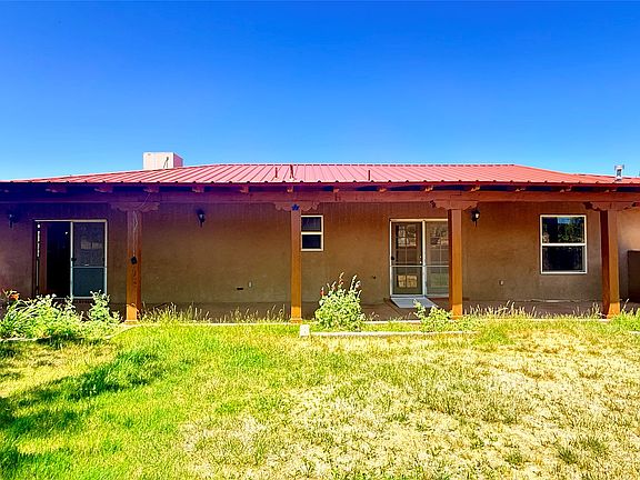 2nd image of 22 Camino Loma