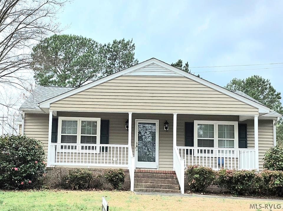 1st image of 133 Devonshire Cir