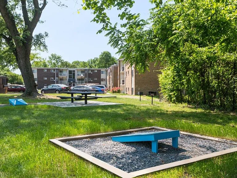 Glen Mar Apartment Homes — Photo 14