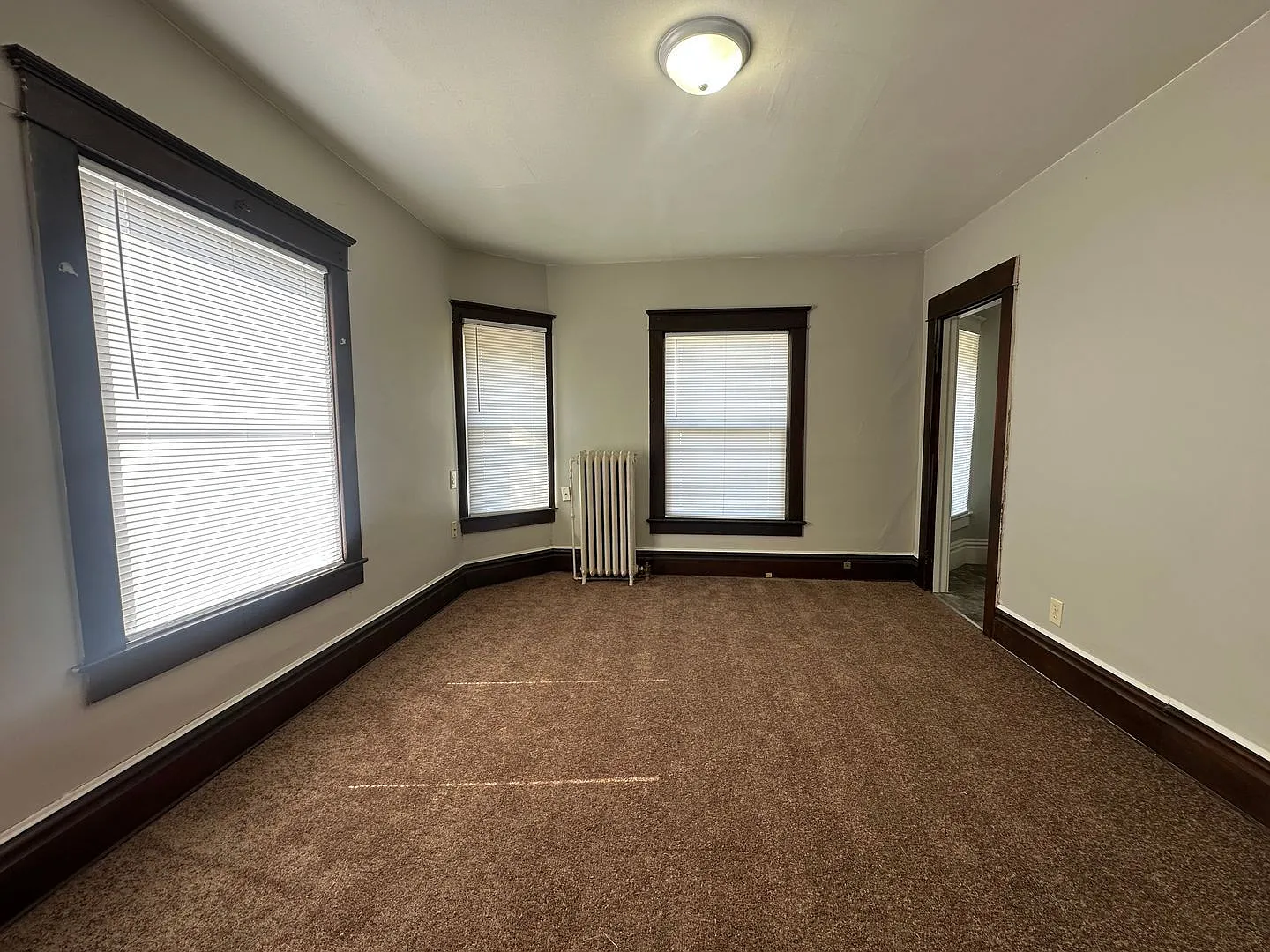 1 bed, 1.0 bath, $725 — Photo 4