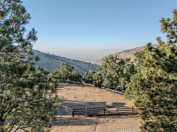 5th image of 7700 Digier Rd