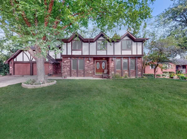 908 Lynwood Ct, Shorewood, IL 60404