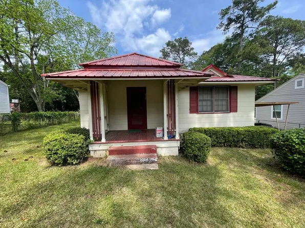 315 Claire Dr, Thomasville, GA 31792