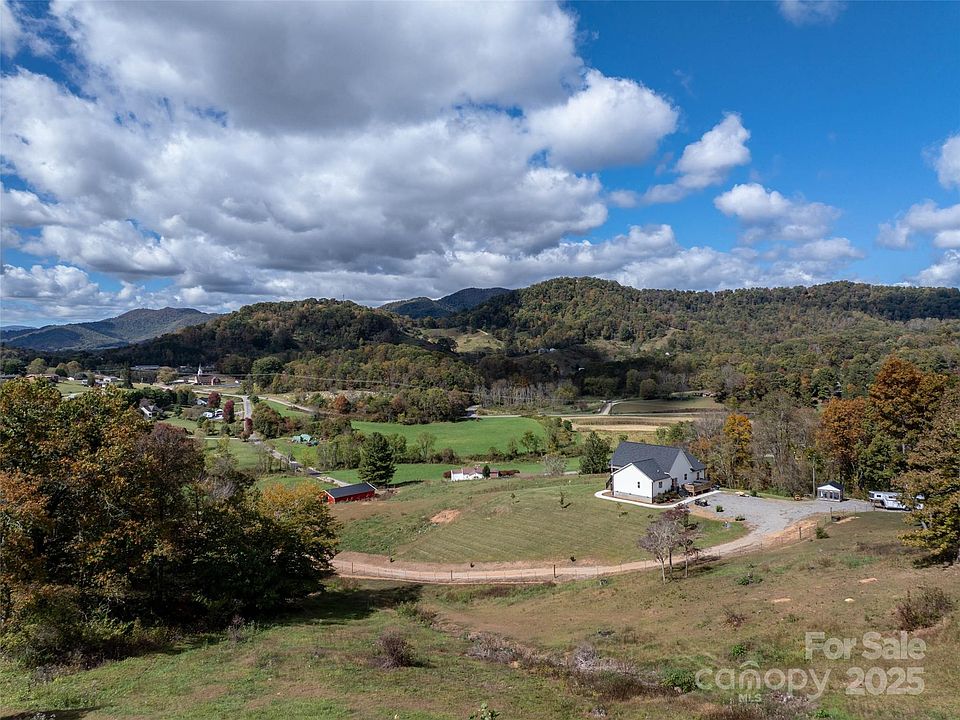 40th image of 303 Johnson Farm Rd