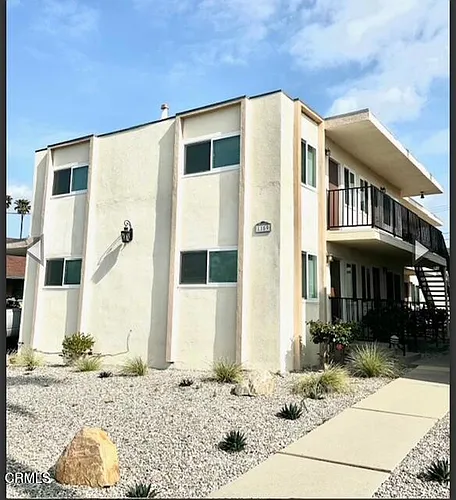 1159 Meta St #2 Photo 1