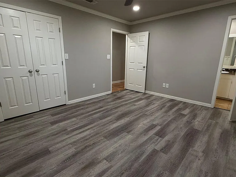 10150 FM 619 — Photo 17