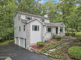 106 Legends Ct, East Stroudsburg, PA 18302