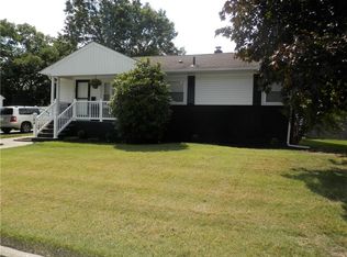 144 Davis Ave, Cranston, RI 02910