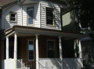 142 Cleveland St, Brooklyn, NY 11208
