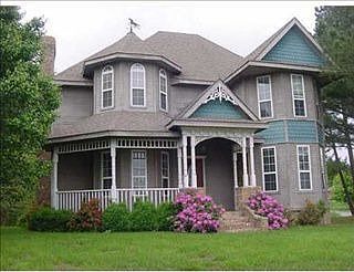 5th image of 20 Sandridge Dr