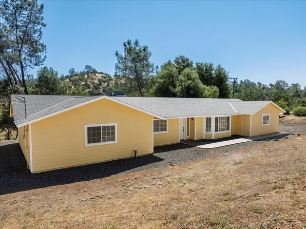 42707 Deep Forest Dr, Coarsegold, CA 93614
