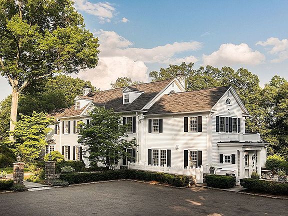 4th image of 128 Todd Ln
