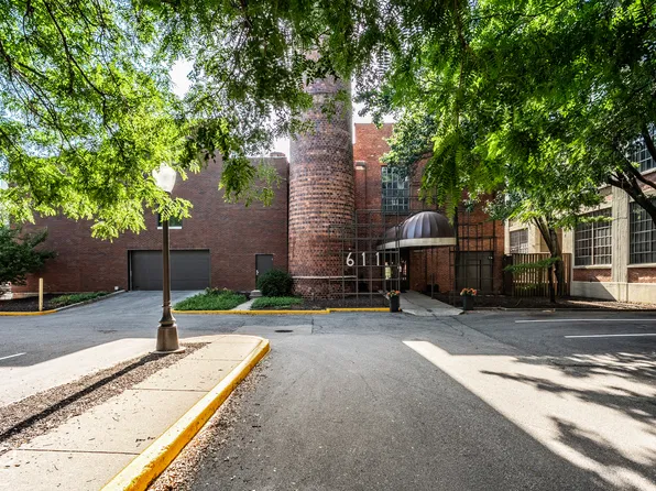 611 N Park Ave APT 305, Indianapolis, IN 46204