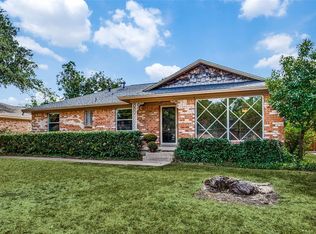 8430 Sweetwater Dr, Dallas, TX 75228