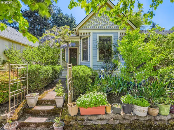 7410 N Olin Ave, Portland, OR 97203