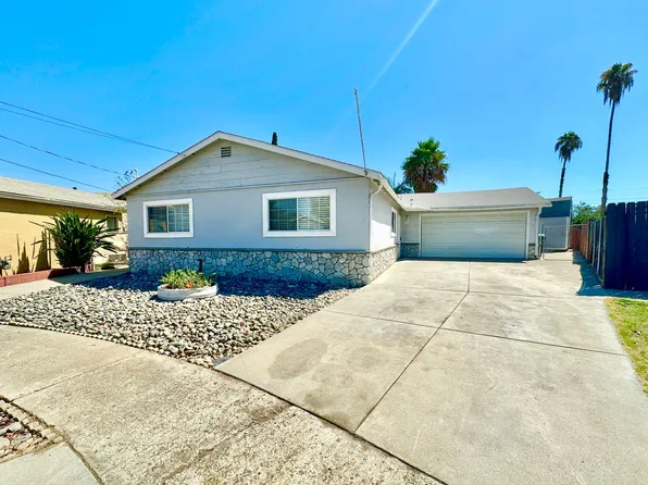 1339 Wilson Pl, Escondido, CA 92027