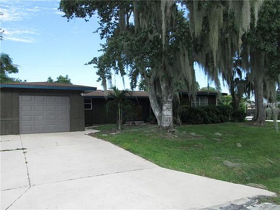3rd image of 6153 Camphor Ave