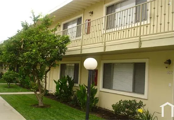 2 bed, 904 sqft, $2,554 — Photo 4