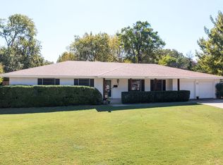 4819 Hope St, River Oaks, TX 76114