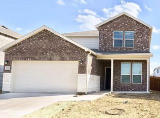 1020 Vernon Dr, Aubrey, TX 76227