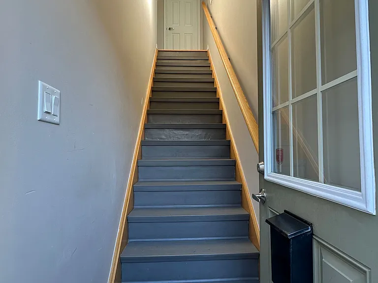 21 Duncan Rd #COACH — Photo 4