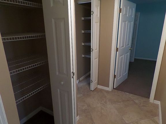 5th image of 1230 Bayview Dr